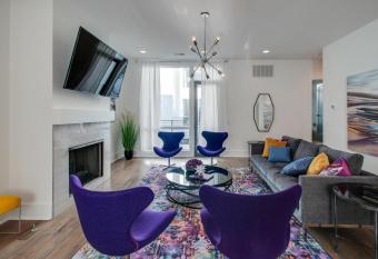 4 Connecting Condos - Sleeps 38 - Firepits - Garages - Rooftops decks - Great Views - Security has Balcony rooms