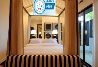 99 The Gallery Hotel- SHA Extra Plus allows 18 year olds to book a room