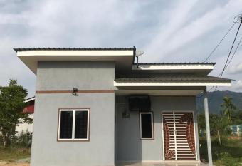 Teratak Ar-Rayyan x Villa Abi has Balcony rooms