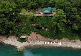 Rafting Tara Camp Highlander has Balcony rooms