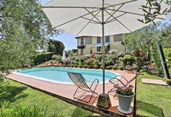 Villa Antica Sosta Renai has Balcony rooms