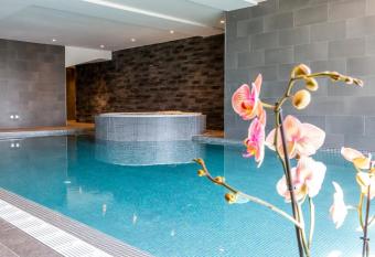 Nemea Appart h  tel Nice Riviera allows 18 year olds to book a room