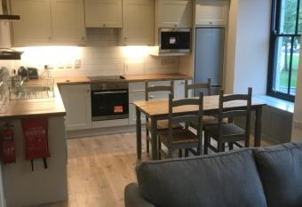 Eyre Luxury Apartment has Balcony rooms