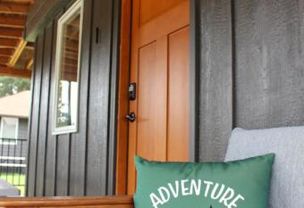 Cabin 1 at Horse Creek Resort has Balcony rooms