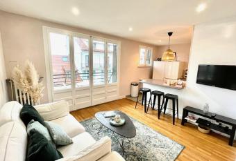 COSY HOME Annecy Rent Lodge allows 18 year olds to book a room