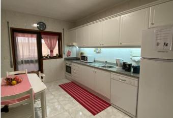 Oporto Cavadas House has Balcony rooms