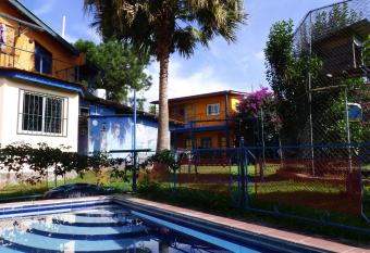 Toopas has Balcony rooms