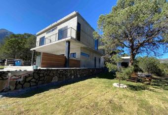 Casa de campo de autor has Balcony rooms