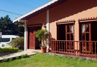 Hotel Rebequet allows 18 year olds to book a room