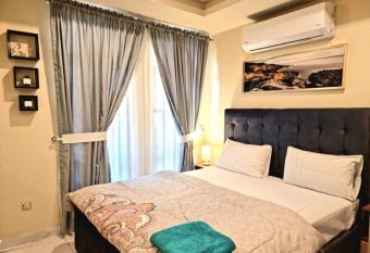 Tranquil & Delightful 1 Bed Apt In Bahria Town has Balcony rooms