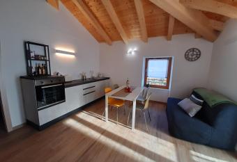 Appartamenti Piccolo Borgo has Balcony rooms