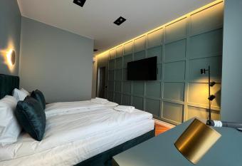 Comfort Hostel Klaipeda allows 18 year olds to book a room