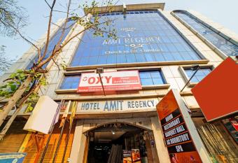 Capital O 86671 Convivial Hotel Amit Regency allows 18 year olds to book a room