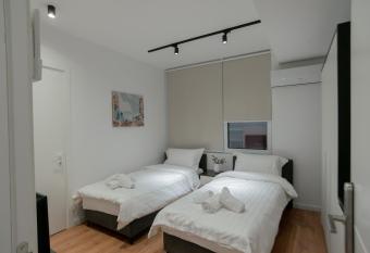 La Gioia Apartment allows 18 year olds to book a room