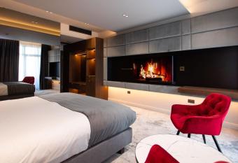 Vila Avy has Balcony rooms