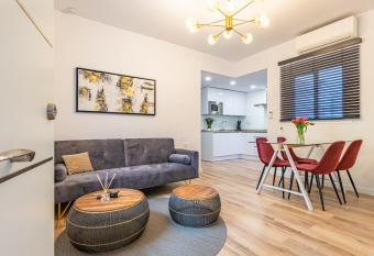 Arena Happy has Balcony rooms