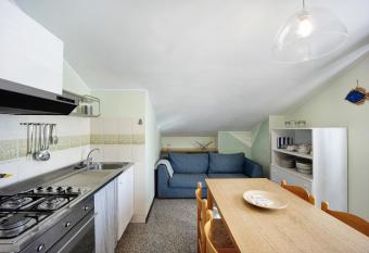 Appartamento Orizzonte 5 A has Smoking rooms