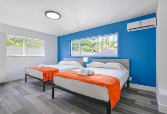 Fantastic 1 Bedroom With Pool Steps from the Beach allows 18 year olds to book a room