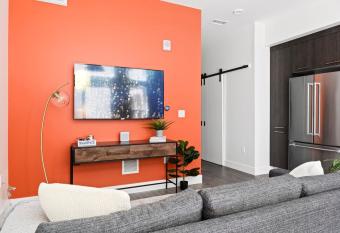 Mojave Lifestyle Modern Studio - Espadin LoHi has Balcony rooms