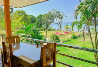 Rimlay Bay View has Balcony rooms