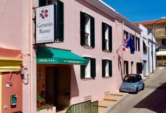 Hotel Geranio Rosso has Balcony rooms