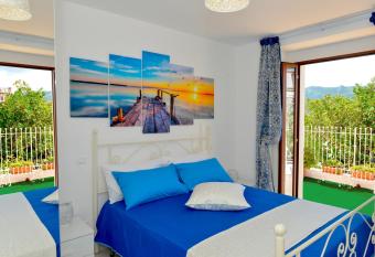 Caldi Abbracci allows 18 year olds to book a room