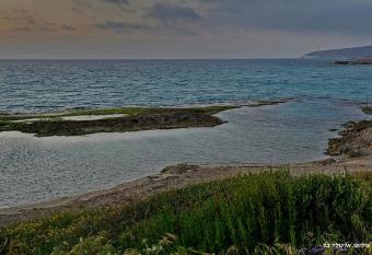 YAM Achziv allows 18 year olds to book a room