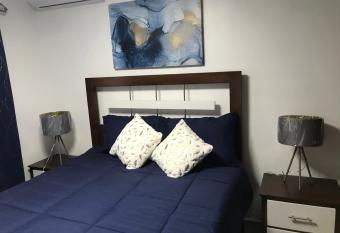 Residencial Santa Rosa Apto 8 Section C allows 18 year olds to book a room