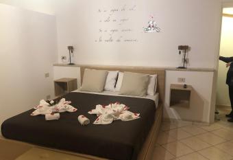 La terra del sole has Balcony rooms