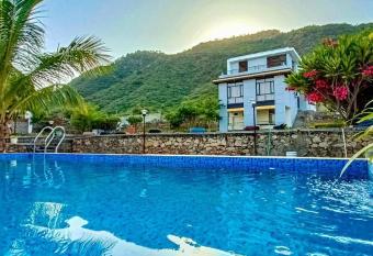 Villa in Udaipur Rajasthan has Balcony rooms