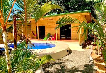 Ocean Melody 4 has Balcony rooms