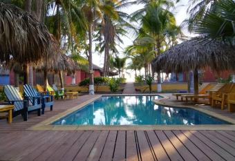 Hotel Pez de Oro has Balcony rooms