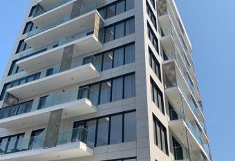 Holiday Residence by BEL AIR LUXURY APARTMENT AND STUDIO MAMAIA NORD allows 18 year olds to book a room