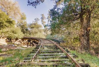 Hot tub Disney train track in Julian amazing views has Balcony rooms