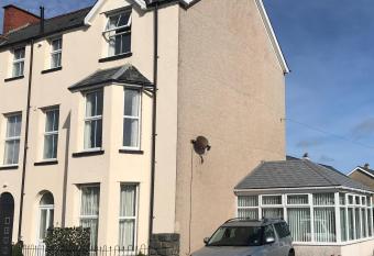 Town and Country has Balcony rooms