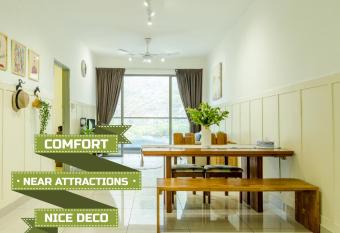 Cozy 3 Bedrooms Apartment in Good Location has Balcony rooms