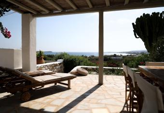 Villa Hestia - Paros has Balcony rooms