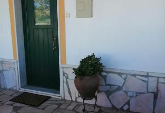 Casas da Saibreira - n  10 has Balcony rooms