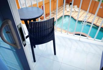Serenity Condo in New Kingston Business District has Balcony rooms