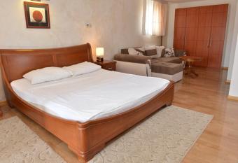 Apartment and Rooms In Club has Balcony rooms