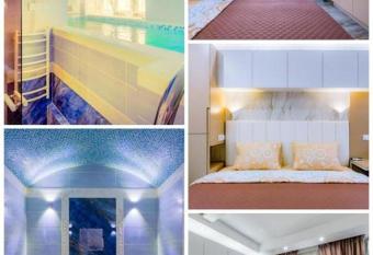 Pool Hammam Turkish sauna apartments has rooms with a private hot tub