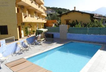 Residence Pianeta Sardegna 4 has Balcony rooms