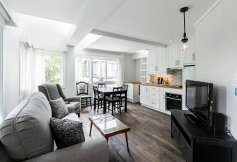 One minute walk from Mont-Tremblant village allows 18 year olds to book a room