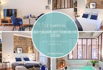 Le Capucin - Baln  o - Lyon Centre - Majord Home has rooms with a private hot tub