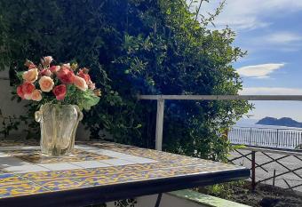 Sole Mare Sicilia has Balcony rooms