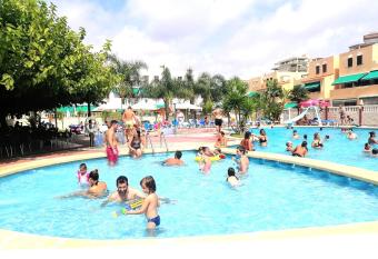 Miami Residencial LEK has Smoking/Balcony rooms