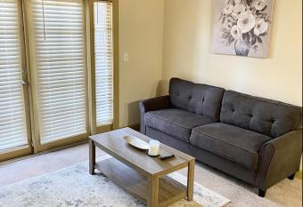 Peaceful Palace has Balcony rooms