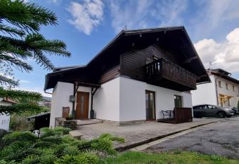 Haus Kraus has Balcony rooms