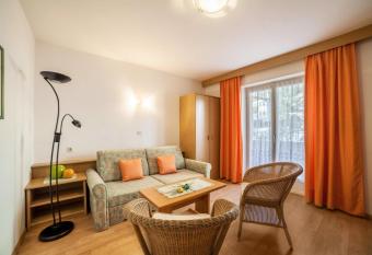 Residence Pichler Apartment 1 has Balcony rooms