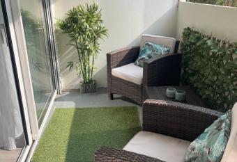 JC Appart has Balcony rooms